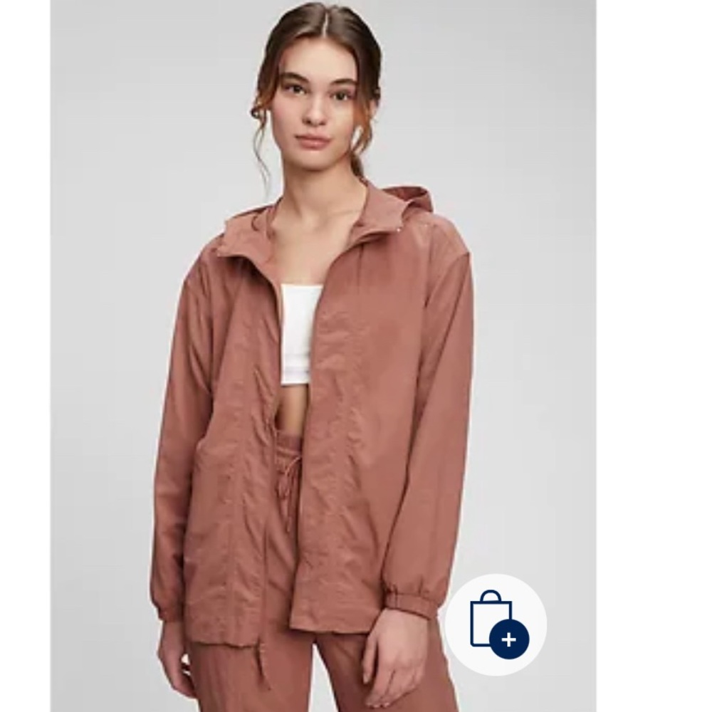 NWT “mauvey brown” GapFit crinkle nylon jacket